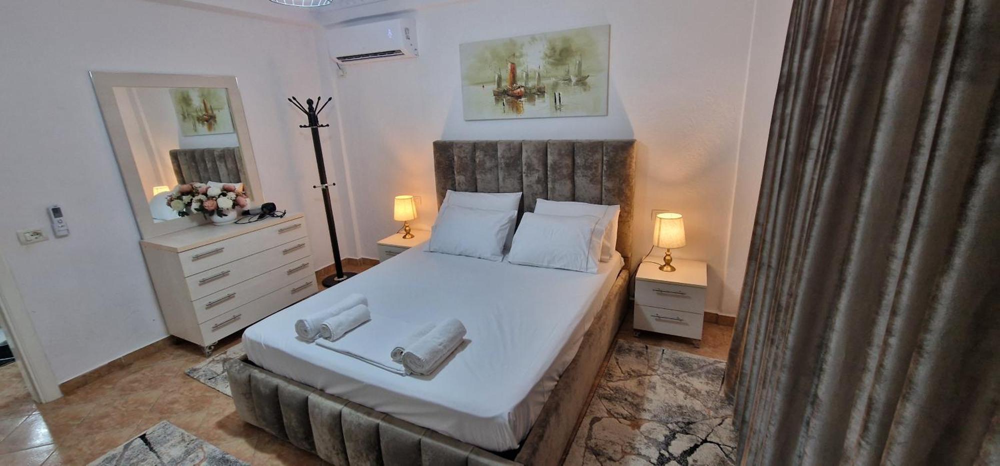 Daily Rent Apartment City Center Elbasan 6 Exterior photo
