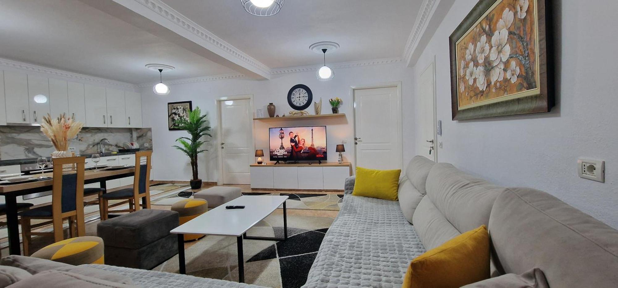 Daily Rent Apartment City Center Elbasan 6 Exterior photo